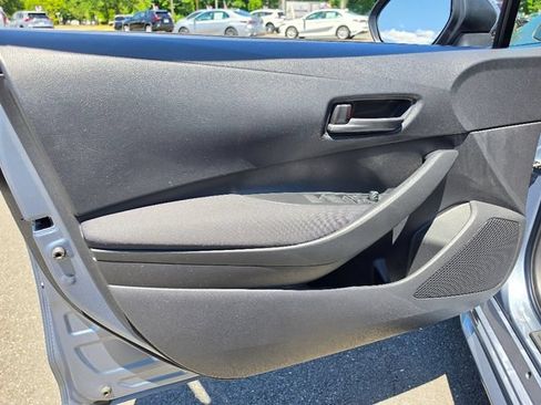 Used 2023 Toyota Corolla LE w/ Carpet Mat Package (TMS) FWD image 19