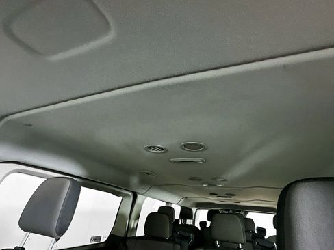 Used 2023 Ford Transit 350 XLT image 21