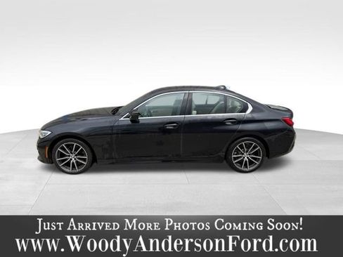 Used 2021 BMW 330i Sedan RWD image 3