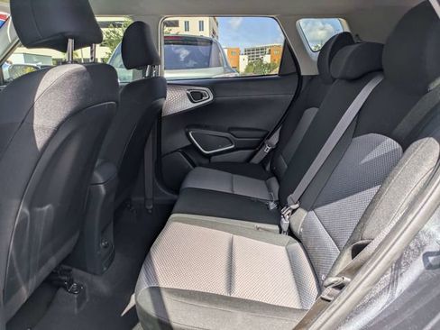 Used 2022 Kia Soul X-Line FWD image 11