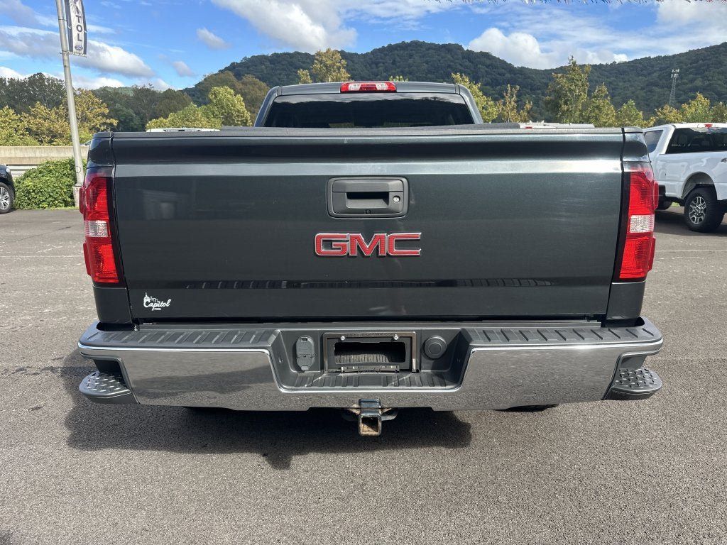 Used 2019 GMC Sierra 1500 SLE w/ SLE Value Package AWD/4WD image 6