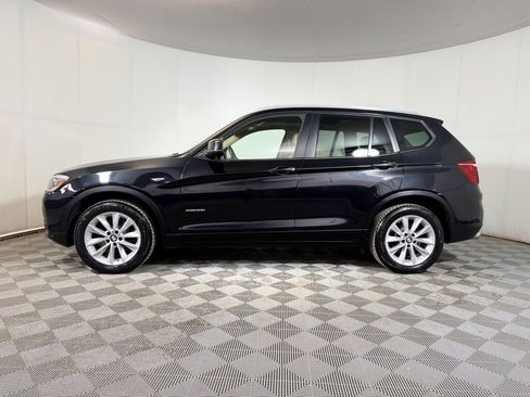 Used 2017 BMW X3 xDrive28i image 3