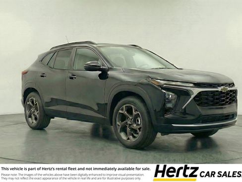 Used 2025 Chevrolet Trax LT w/ LT Convenience Package FWD image 1
