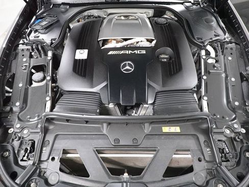 Used 2022 Mercedes-Benz SL 55 AMG 4MATIC image 31