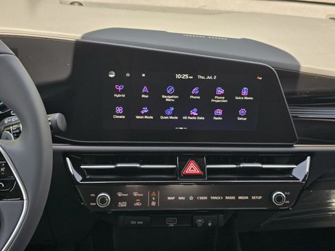 New 2026 Kia Niro EX FWD image 8