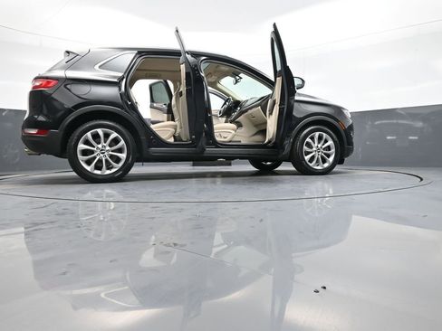 Used 2019 Lincoln MKC Select w/ Select Plus Package image 48