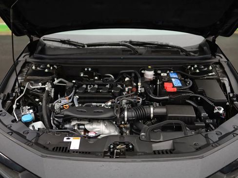 Used 2025 Honda Accord LX image 36