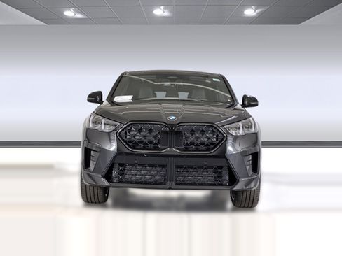 New 2026 BMW X2 xDrive28i w/ Technology Package AWD/4WD image 6