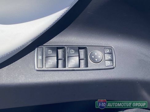 Used 2018 Tesla Model X 100D AWD/4WD image 19
