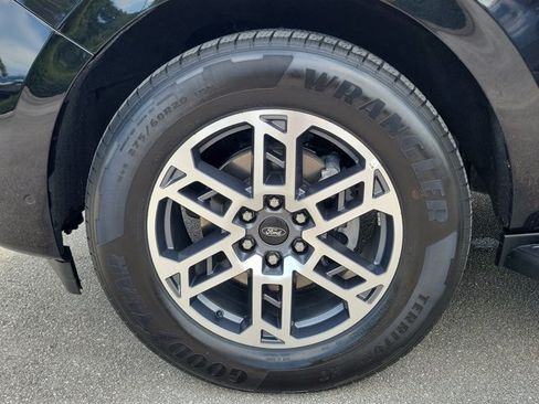 Certified 2025 Ford Expedition Max Active RWD image 4