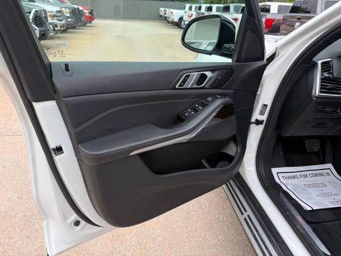 Used 2019 BMW X5 xDrive40i w/ Premium Package AWD/4WD image 7