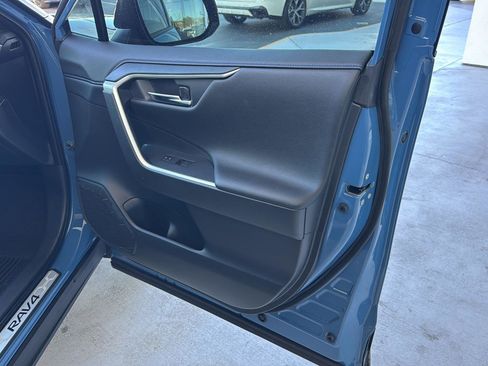 Used 2025 Toyota RAV4 XSE image 12