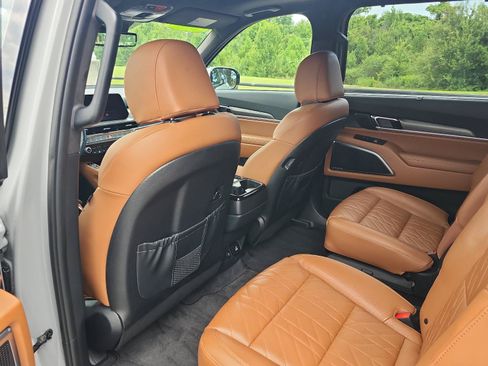 Used 2024 Kia Telluride SX Prestige X-Line AWD/4WD image 12