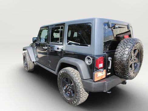 Used 2014 Jeep Wrangler Unlimited Sport w/ Quick Order Package 24S AWD/4WD image 6