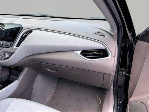 Used 2023 Chevrolet Malibu LS FWD image 18