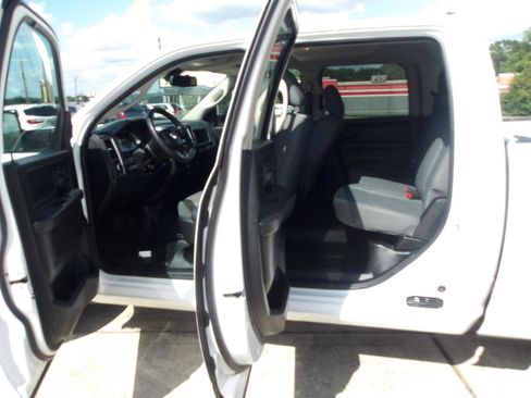 Used 2016 RAM 1500 Tradesman w/ Popular Equipment Group AWD/4WD image 15