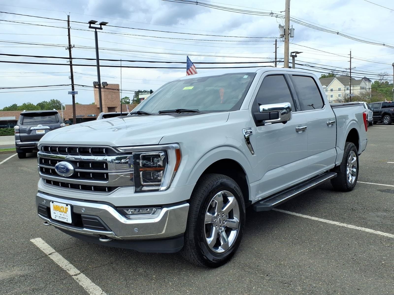 Used 2023 Ford F150 Lariat w/ Equipment Group 502A High AWD/4WD image 3