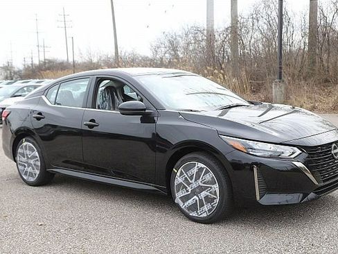 Used 2025 Nissan Sentra SR image 7