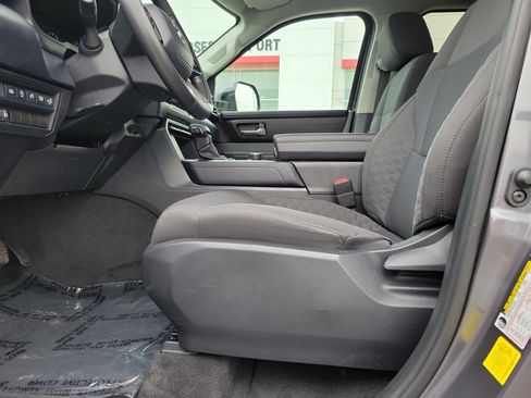 Used 2024 Toyota Tundra SR5 w/ SR5 Convenience Package AWD/4WD image 16