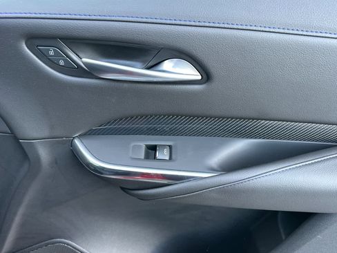 Used 2024 Cadillac XT4 Sport w/ Technology Package image 19