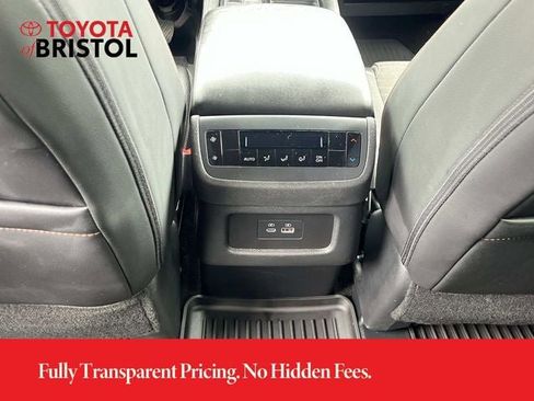 Used 2024 Nissan Pathfinder Rock Creek AWD/4WD image 16