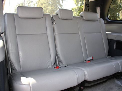 Used 2010 Toyota Sequoia Platinum AWD/4WD image 19