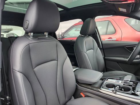 Certified 2025 Audi Q7 3.0T Premium Plus w/ Premium Plus Package image 13