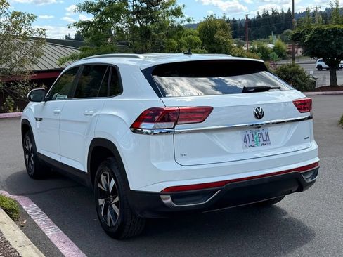 Used 2023 Volkswagen Atlas Cross Sport SE AWD/4WD image 5