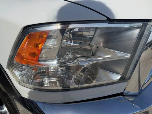 Used 2018 RAM 3500 Tradesman w/ Chrome Appearance Group image 64