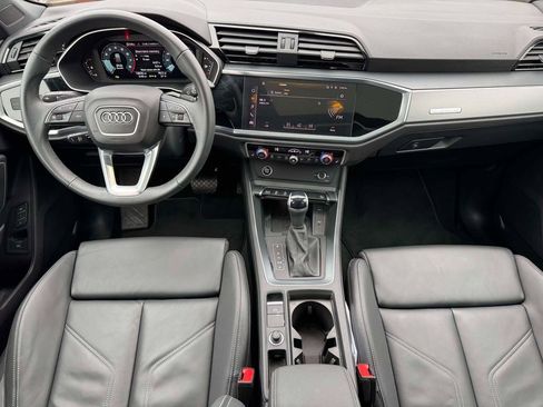 Used 2025 Audi Q3 2.0T Premium w/ Convenience Package image 13