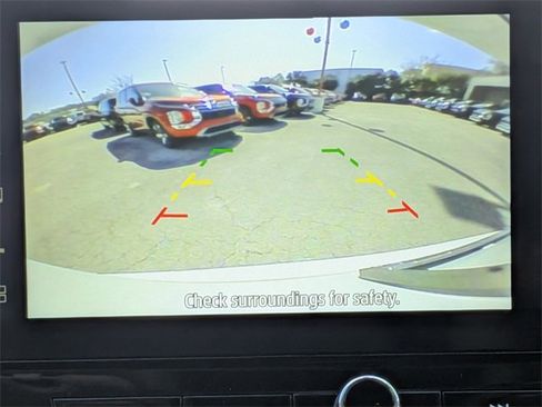 Used 2025 Mitsubishi Outlander ES image 21