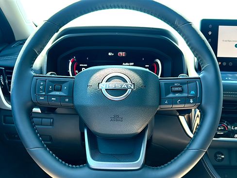 New 2026 Nissan Rogue Platinum AWD/4WD image 18