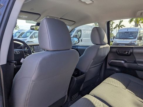 Used 2022 Toyota Tacoma SR5 image 18