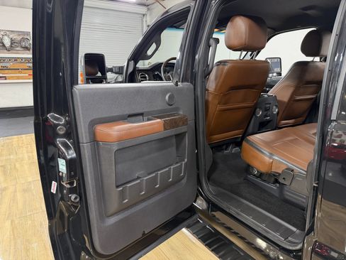 Used 2015 Ford F350 Platinum AWD/4WD image 15