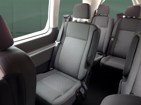 Used 2022 Ford Transit 350 XLT image 31