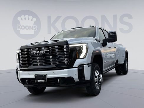 New 2026 GMC Sierra 3500 Denali Ultimate image 1