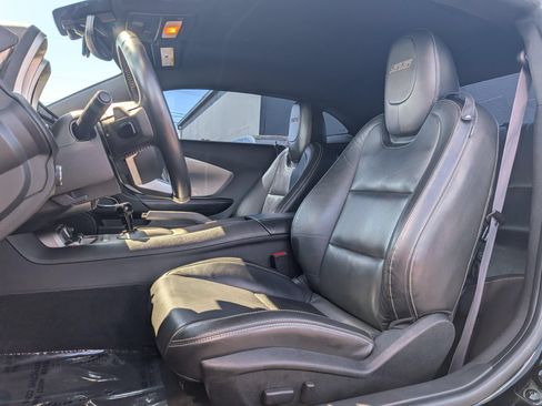 Used 2010 Chevrolet Camaro SS w/ RS Package RWD image 5