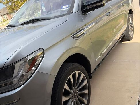 Used 2020 Lincoln Navigator L Reserve w/ Luxury Package AWD/4WD image 11