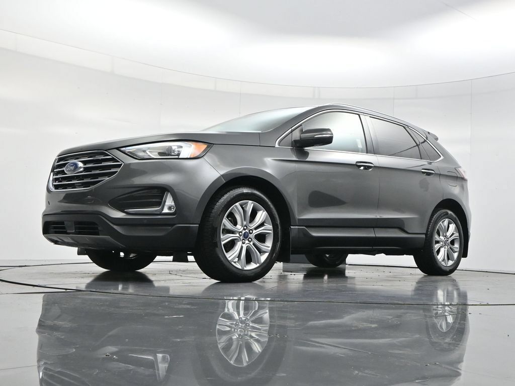 Used 2020 Ford Edge Titanium AWD/4WD image 43