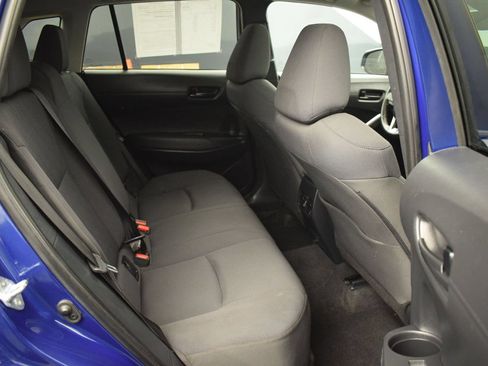 Used 2024 Toyota Corolla Cross LE w/ Moonroof Package AWD/4WD image 11
