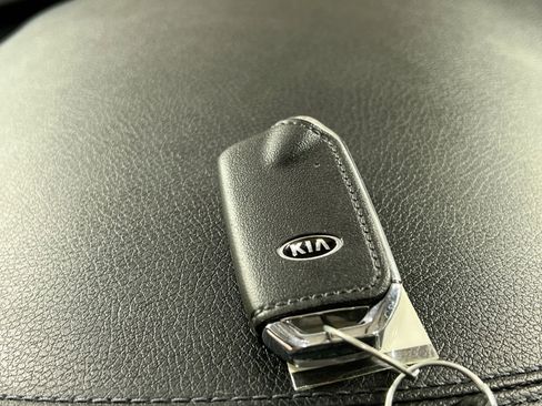 Used 2018 Kia Stinger GT1 image 28