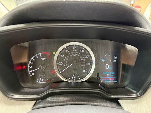 Used 2022 Toyota Corolla LE FWD image 13