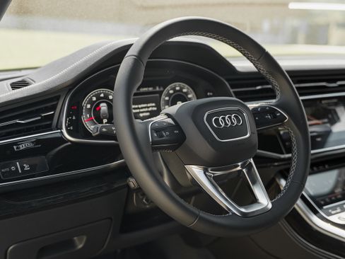 New 2026 Audi Q7 Premium Plus AWD/4WD image 10