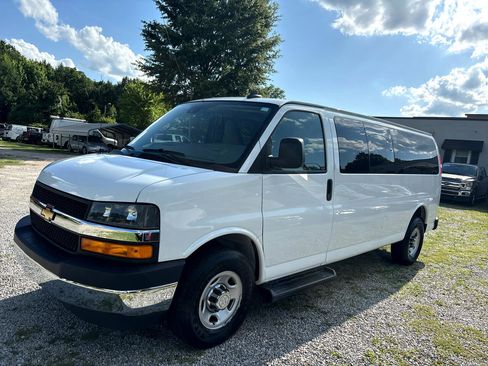 Used 2019 Chevrolet Express 3500 LT w/ LT Preferred Equipment Group image 1