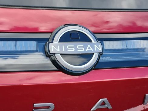 New 2025 Nissan Murano SL image 18