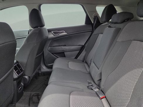 New 2026 Kia Sportage LX FWD image 14