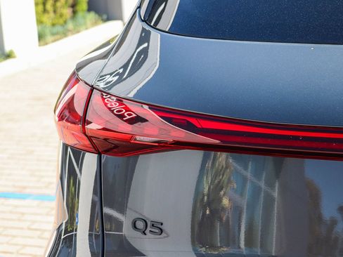 Certified 2025 Audi Q5 Premium Plus AWD/4WD image 8