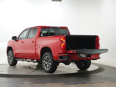 Used 2022 Chevrolet Silverado 1500 RST image 9