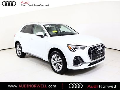 Certified 2025 Audi Q3 2.0T Premium w/ Convenience Package