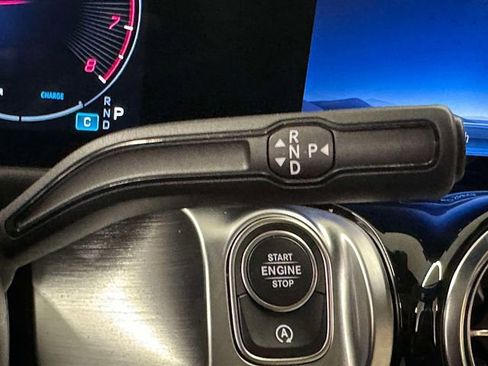 Certified 2026 Mercedes-Benz GLB 250 4MATIC image 30